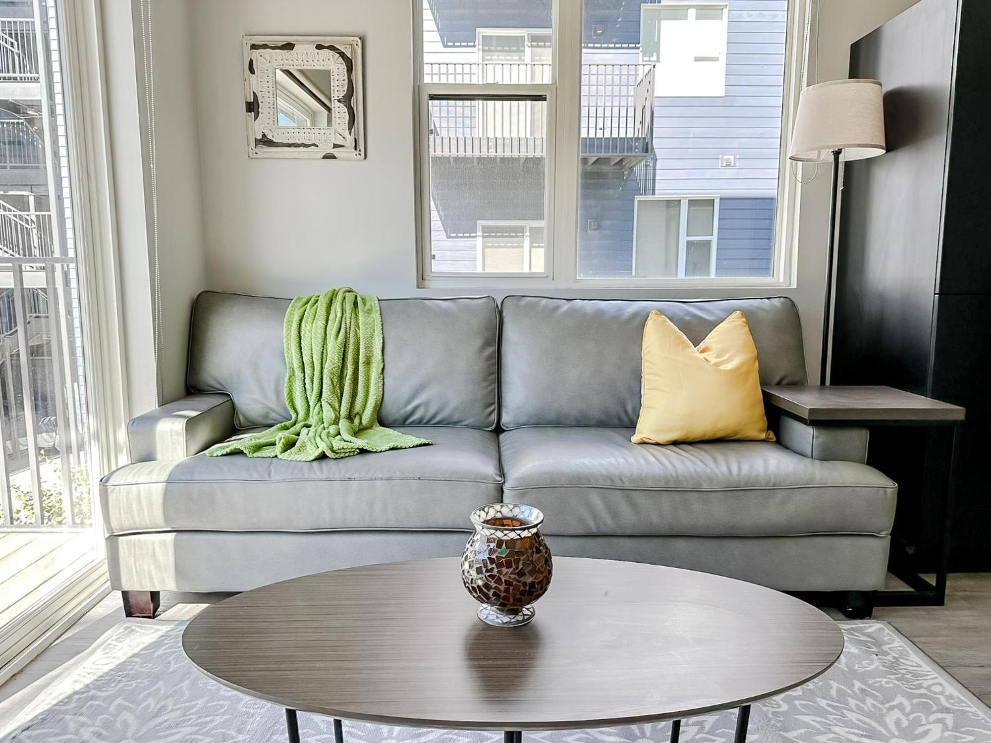 Sleepover 1Bd 1Ba Omaha Apartments Esterno foto